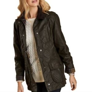 New BarbourClassic Beadnell Waxed Jacket Size 8US